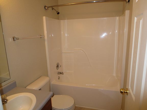 2nd image of 5720 Jackie Ln