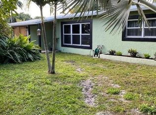 3213 SE Banyan St, Stuart, FL 34997
