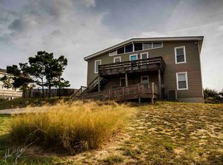 5101 Lunar Dr, Kitty Hawk, NC 27949