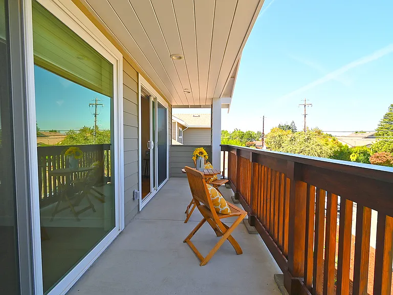 3856 Vineyard Ave — Photo 16