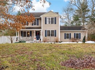 5 Bracken Hill Ct, Richmond, RI 02812