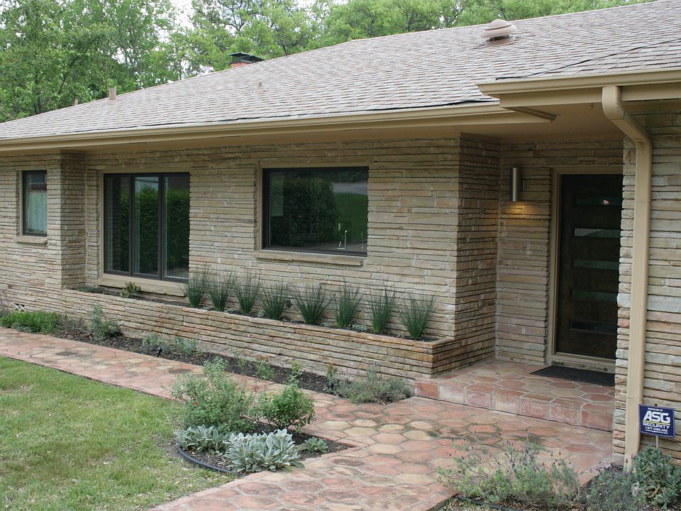 Mid Century Modern home circa 1953