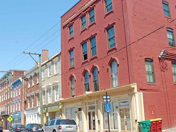 5th image of 25 W Bank St Unit 3