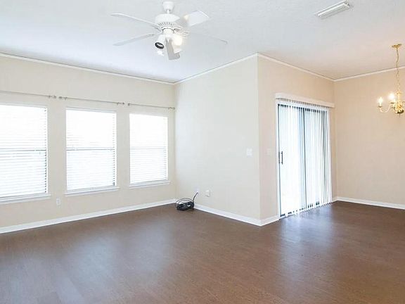 4th image of 432 Honeycomb Way