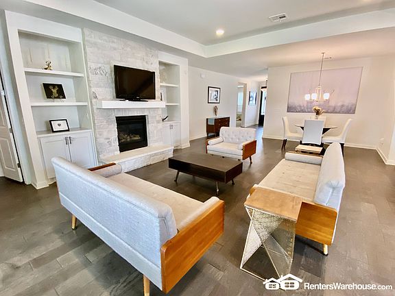 4th image of 245 Orchard Park Dr
