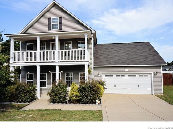 3rd image of 30 Caraway Ct