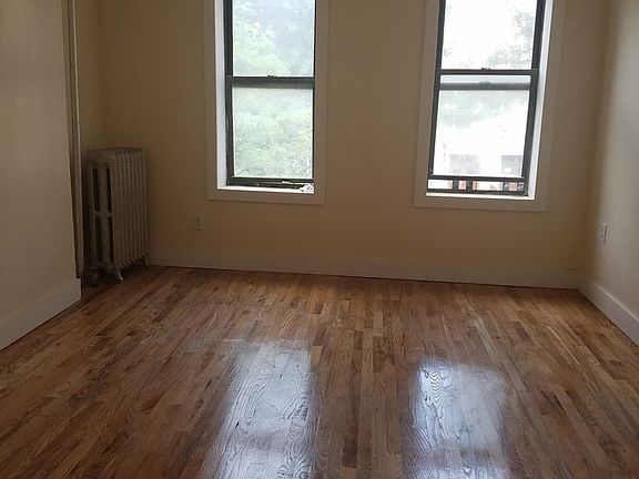 3rd image of 2316 Bedford Ave APT 2R