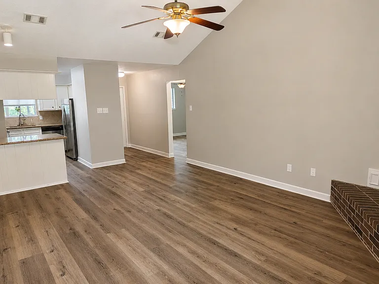 72 Trummel Ct — Photo 5