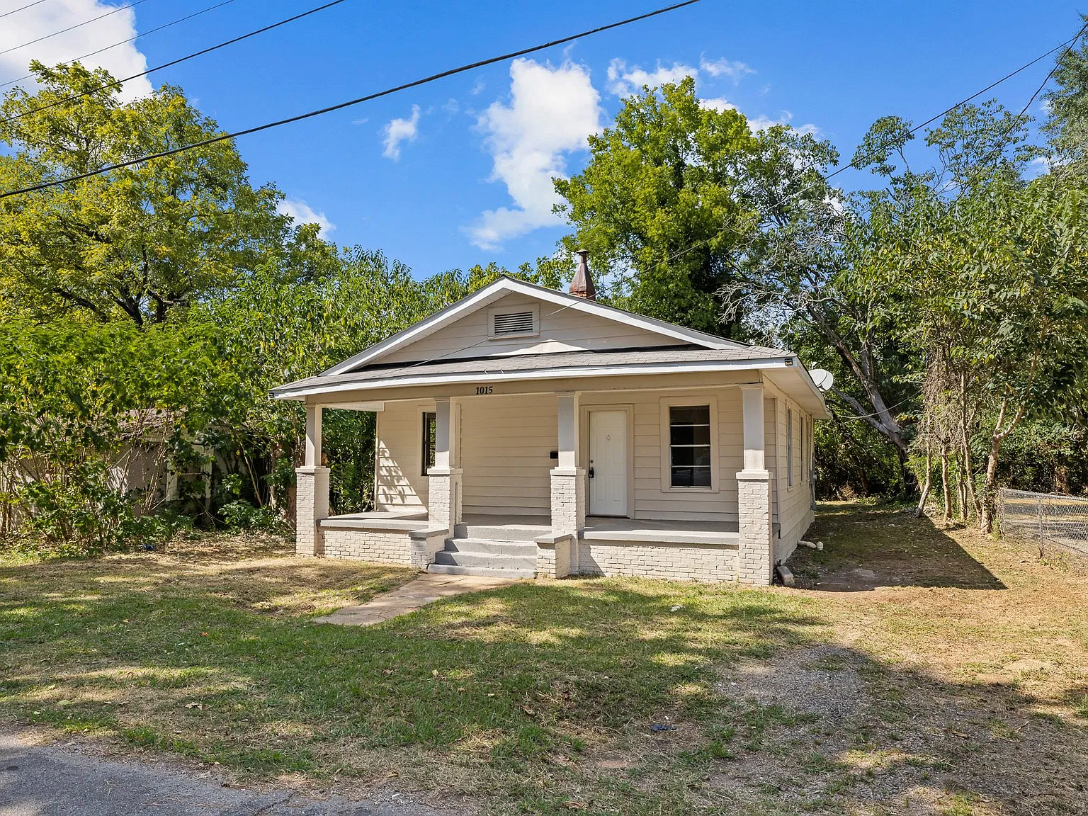 1015 Herring Street - 1 — Photo 1