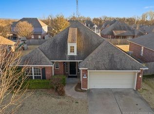 2717 W Pensacola St, Broken Arrow, OK 74011