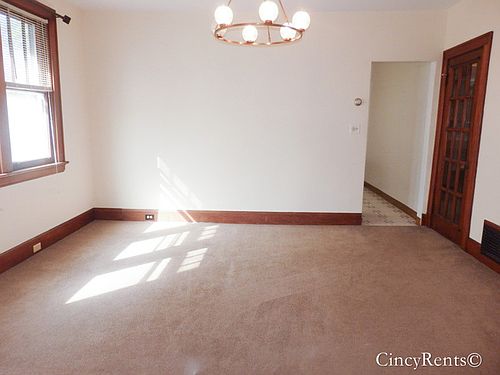 5th image of 3839 Hyde Park Ave #2