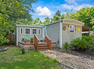 10 Shamrock Cir, Murrells Inlet, SC 29576