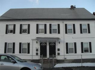 66 Chambers St, Lowell, MA 01852
