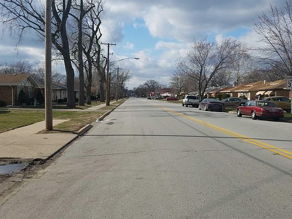 4th image of 14490 Lincoln Ave