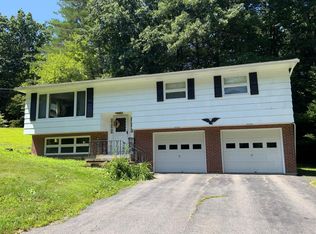 6 Evergreen Dr, Augusta, ME 04330