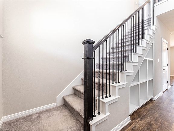 4th image of 5413 Traviston Dr