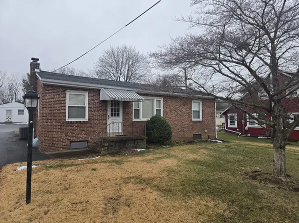 898 Taxville Rd, York, PA 17408