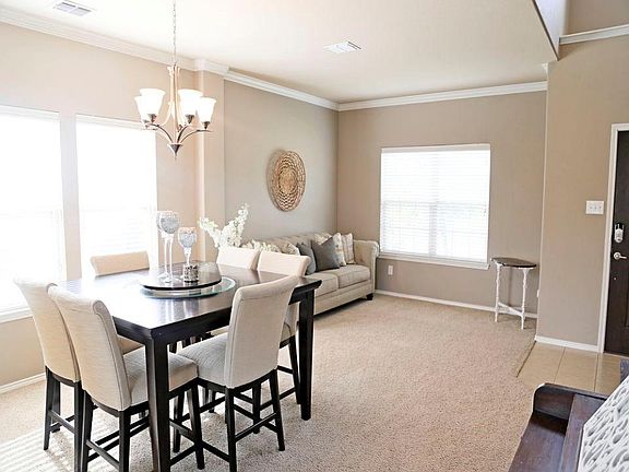 4th image of 2908 Burwood Ln