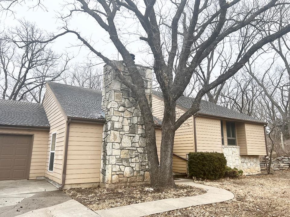 1st image of 146 Bethany Dr