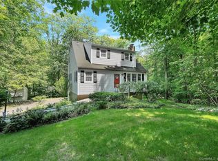 27 Laurel Ln, Ridgefield, CT 06877