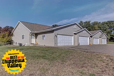 1120 Weather Ridge Rd — Photo 2