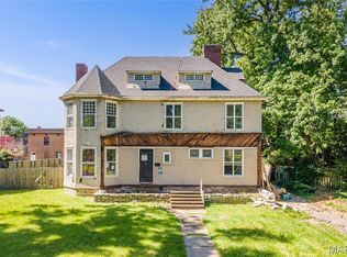6014 W Cabanne Pl, Saint Louis, MO 63112