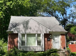 18211 Fenton St, Detroit, MI 48219