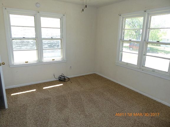 5th image of 2817 NW 23rd St
