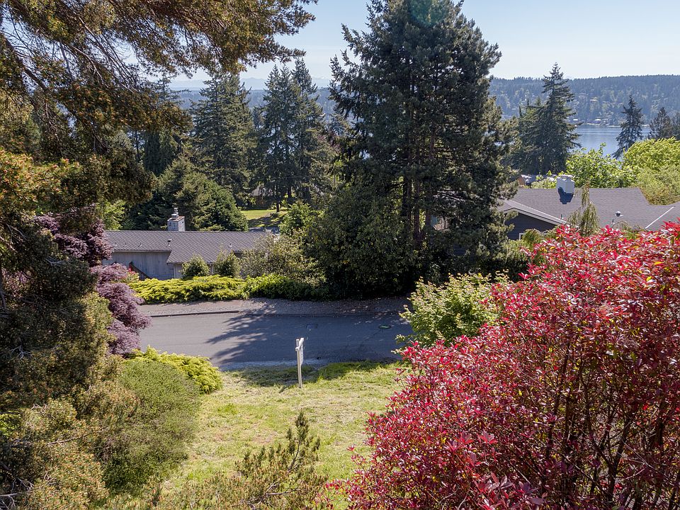 1st image of 36TH Ave NE