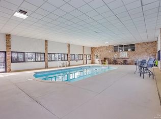 1306 Parkwood Dr, Salina, KS 67401