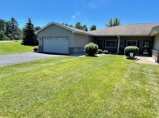 540 Tacoma Beach Rd APT 11, Sturgeon Bay, WI 54235