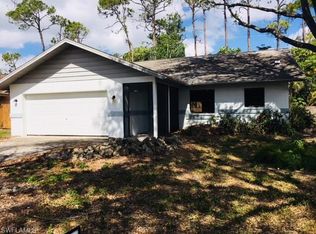 6011 Hollow Dr, Naples, FL 34112