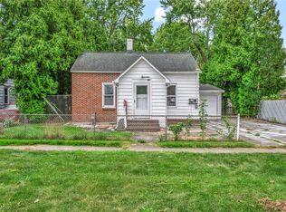 154 Spruce St, Elyria, OH 44035
