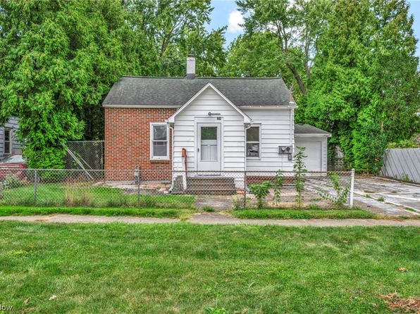 Single Story Homes for Sale in Lorain County OH | Zillow