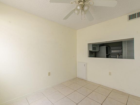 5th image of 1204 Glenmoor Dr