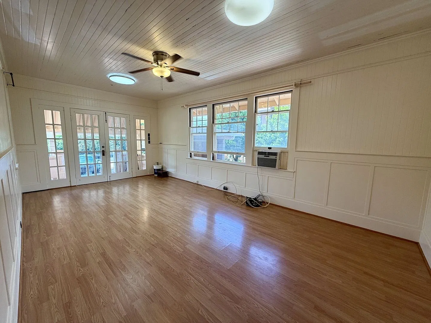 Kaimuki 3 Bed / 1 Bath Home - 3944 Maunaloa Ave, Unit A - $3,600/mo — Photo 3