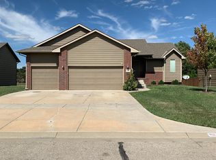 14302 W Willoughby Cir, Wichita, KS 67235