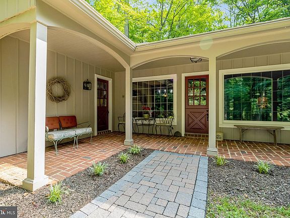 3rd image of 7430 Clifton Rd