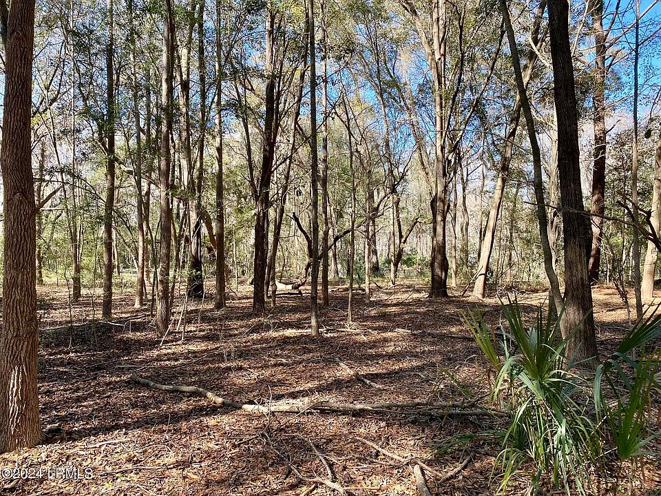 1st image of 31 Honeysuckle Lane