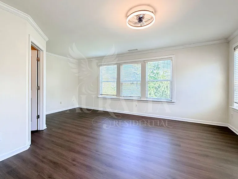 2135 Junewood Ln — Photo 34