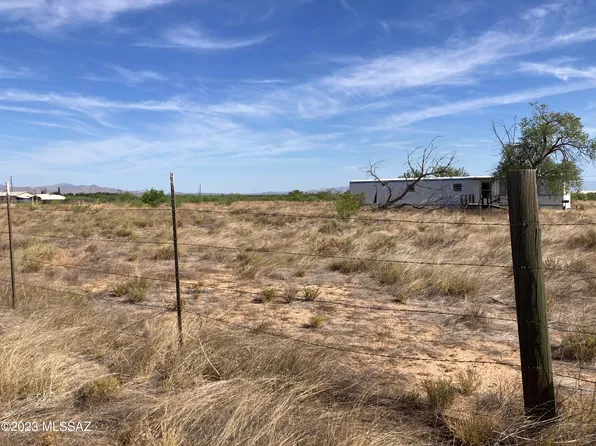 111 E Apache Way, Cochise, AZ 85606