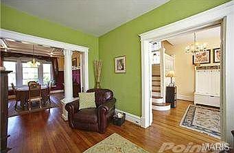 4th image of 3929 Iowa Ave
