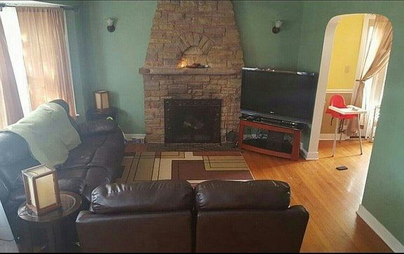2nd image of 9802 Schiller Blvd