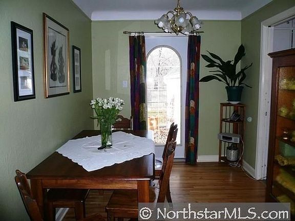 4th image of 1823 Taylor Ave