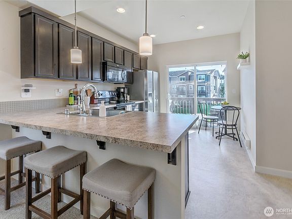 5th image of 17406 118th Avenue Ct E #D