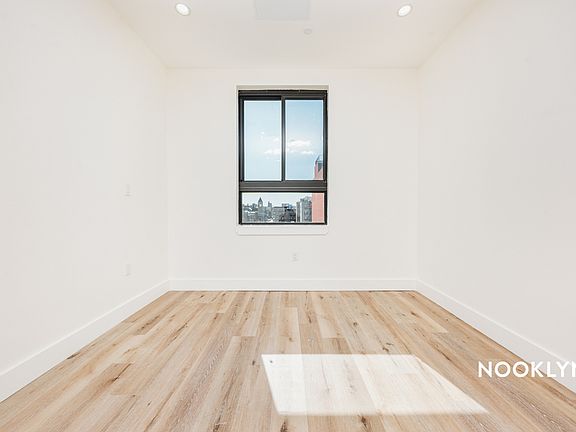 4th image of 570 Nostrand Ave #4C