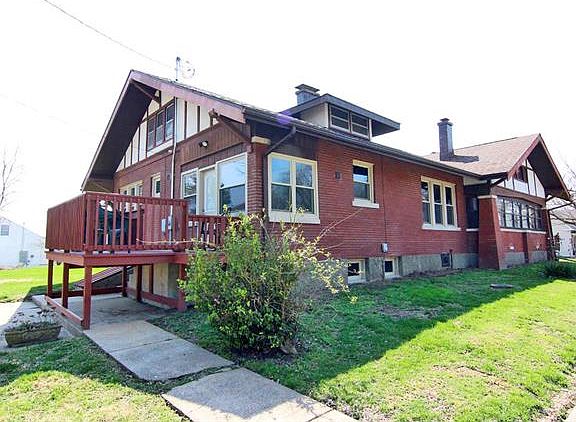 2nd image of 218 N Georgia St