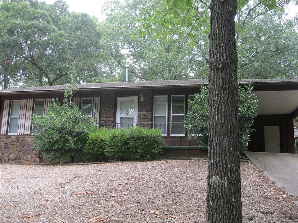 1st image of 31 Leicester Dr