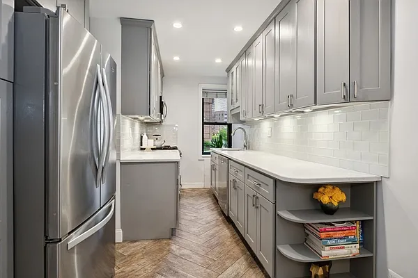 Sold by Century 21 American Homes | media 27