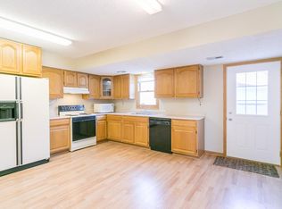 648 N 22nd St, Lincoln, NE 68503